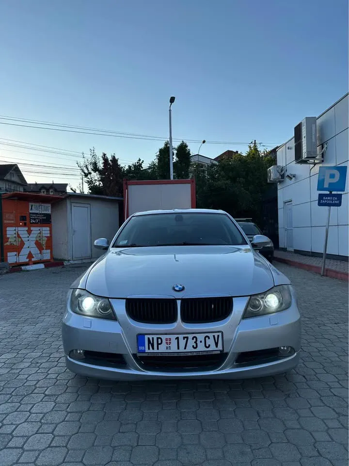 BMW 320d E90