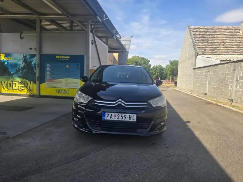 Citroën C4