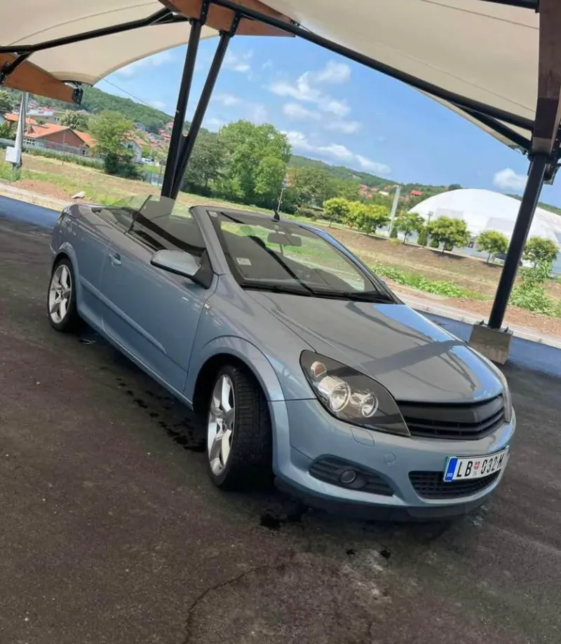 Opel Astra H
